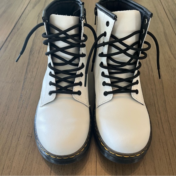 Doc Martens Girls White Boots - Picture 2 of 7